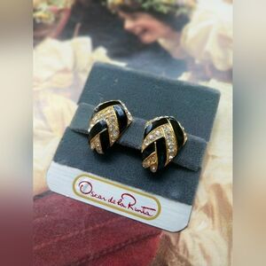 Oscar de la Renta  Art Deco Clips